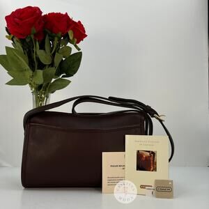 LIKE NEW Vintage Coach Taylor Zip Bag 9944 Mahogany 1994 USA